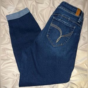 Royalty for Me Capri Jeans